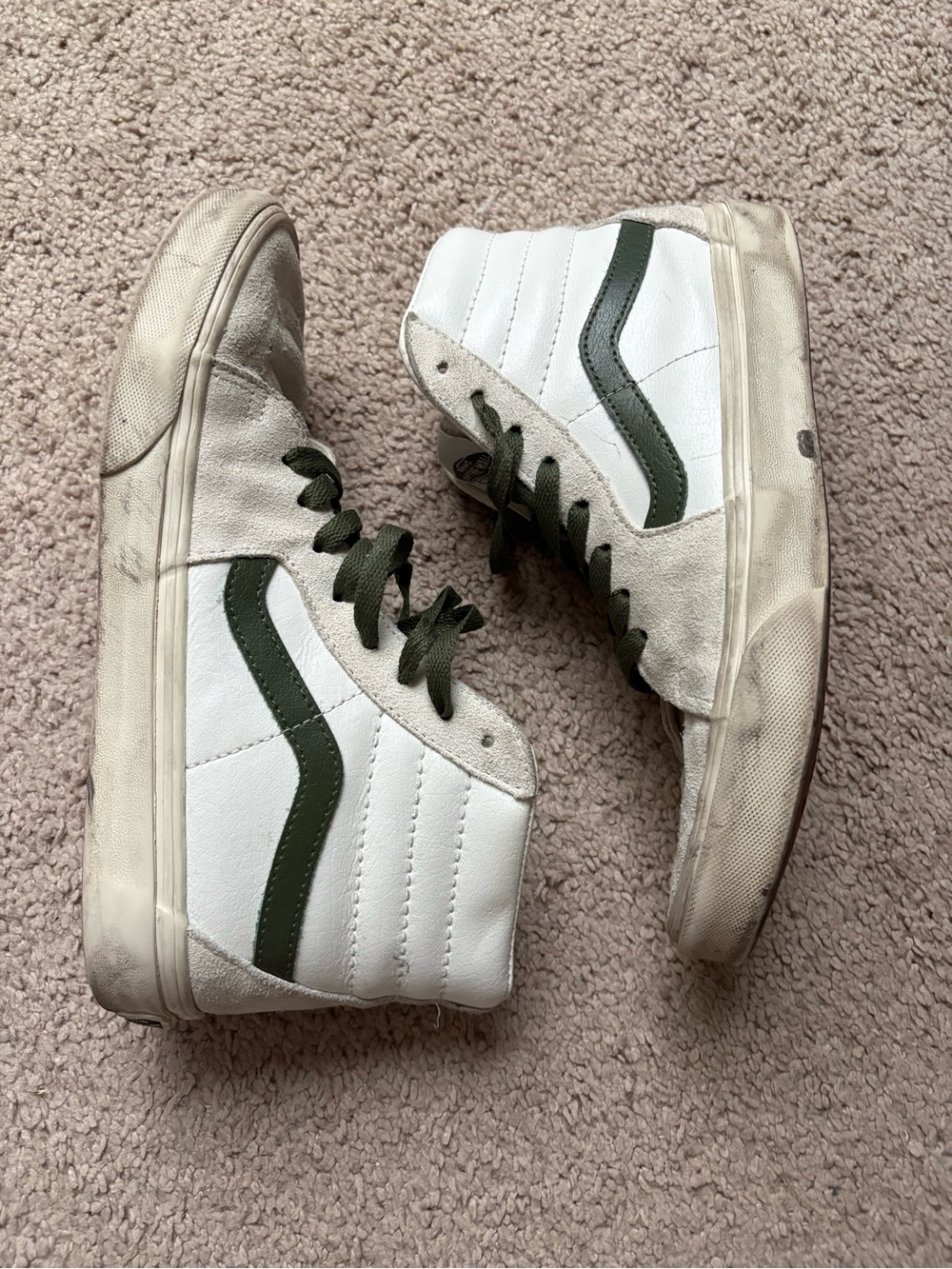 Vans White Canvas Shoe Interior with Green Trim